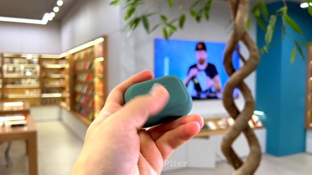 Силиконовый чехол для AirPods Pro (Зелёный) смотреть онлайн
