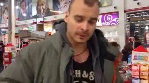 Тесак против жирных теток