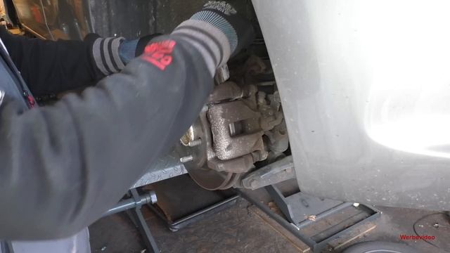 Endlich wieder Sommerreifen - Toyota Auris Hybrid Tagebuch смотреть онлайн