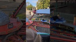 аттракционы в Лопатинском парке города Смоленска-супер.