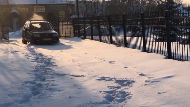 Тест зимних шин Viatti Bosco по глубокому снегу смотреть онлайн