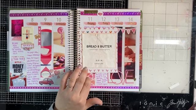 Friday Flip Through - 2021 memory planner with PHP смотреть онлайн