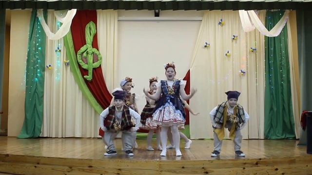 Детский проект "Шоколадная Фабрика" - белорусское попурри "Вяселы базар" белорусское попурри смотреть онлайн