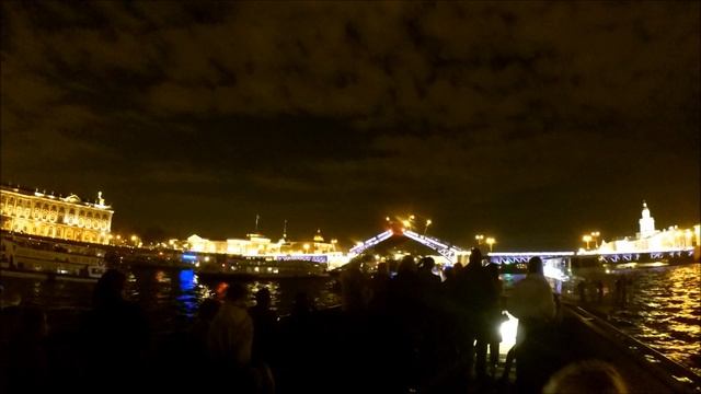 2021 питер ночная прогулка по Неве смотреть онлайн