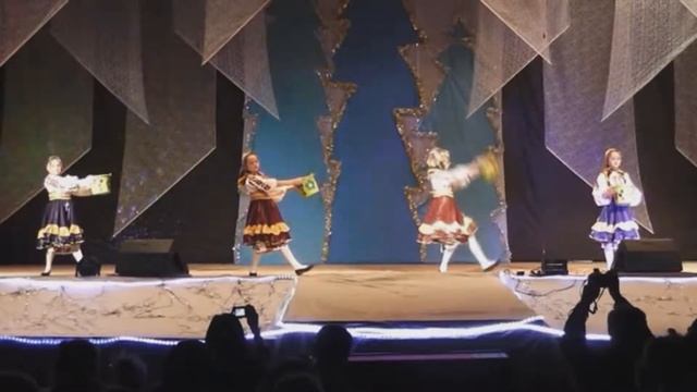 "ЭДЕЛЬВЕЙС" - "ШЛИ ДЕВИЦЫ ЗА ВОДОЙ" - РОЖДЕСТВО 2014 смотреть онлайн