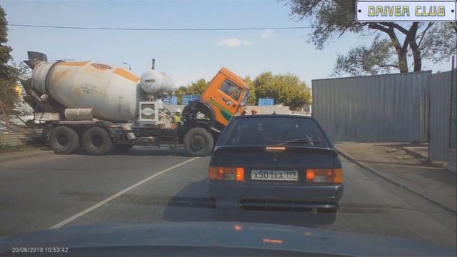 Осторожно!!! Бешеная бетономешалка! смотреть онлайн