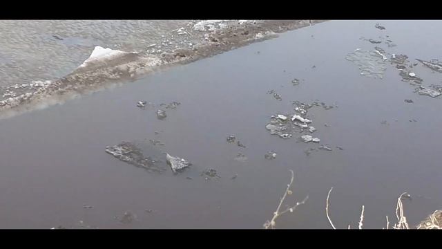 Ледоход на Урале в Илеке Оренбургской области смотреть онлайн