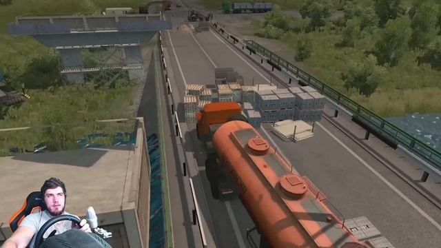 ВЛЕТЕЛ В ОТБОЙНИК НА ВСЕЙ СКОРОСТИ - СУРОВАЯ РОССИЯ ETS 2+ РУЛЬ смотреть онлайн
