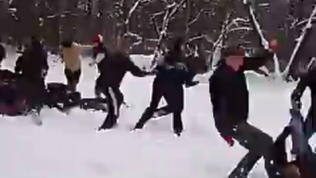 TT (кз) Vs Tubes (чб)