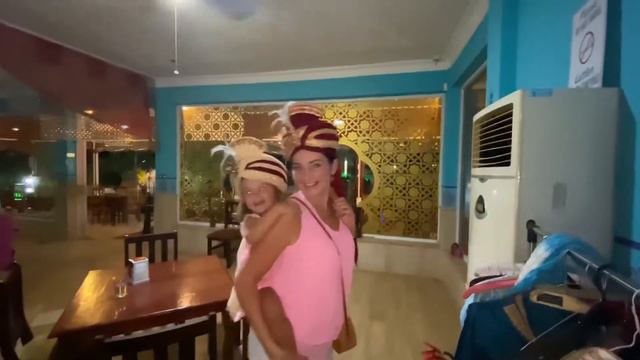 Индийский ресторан на северном Кипре смотреть онлайн