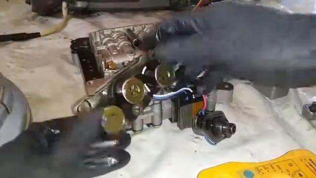 Nissan Frontier 4-speed automatic transmission[RE4R01A]valve-body solenoid test. Part 11/11 смотреть онлайн