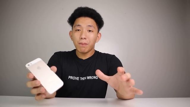 IPHONE NA 1K PHP LANG! PWEDE PABA TO?! - IPHONE 5S IN 2022 смотреть онлайн