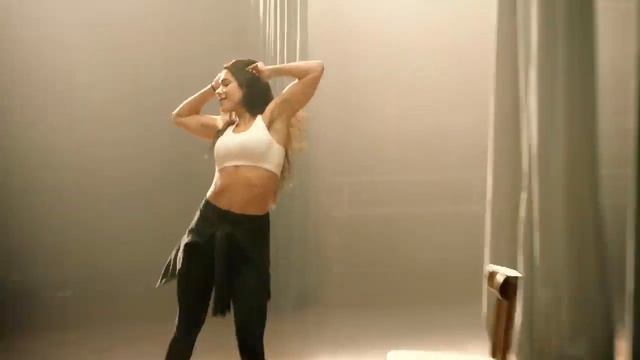 Dan Balan   Balzam Feat  Lusia Chebotina V2s9ocj89KE