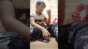 нашёл свой самый первый телефон