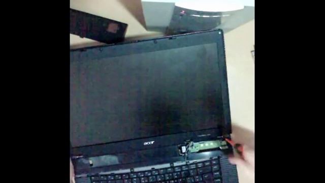Disassemble Acer Travelmate 4000 laptop смотреть онлайн