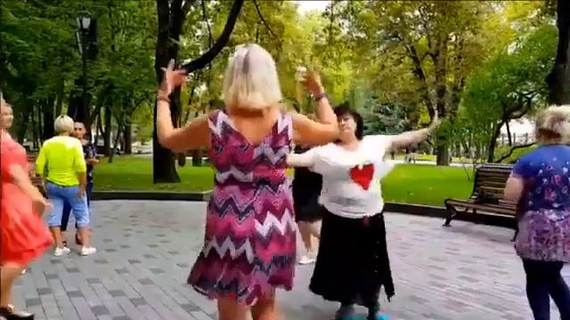 НАТАШКА,ПЛАТЬЕ В РОМАШКУ!!!АВУСТ 2022,ХАРЬКОВ смотреть онлайн