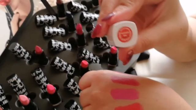 Обзор на помады Avon "Взрыв цвета" Новинки 2018 смотреть онлайн