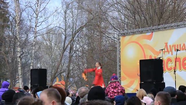 Fire show Огненное шоу в Масленицу. Павловский парк. смотреть онлайн