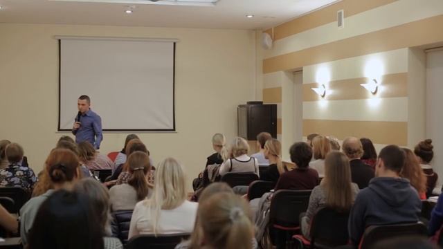 Как не брать на себя негативные эмоции близких? Психология отношений. Отвечает психолог Вадим Курки смотреть онлайн