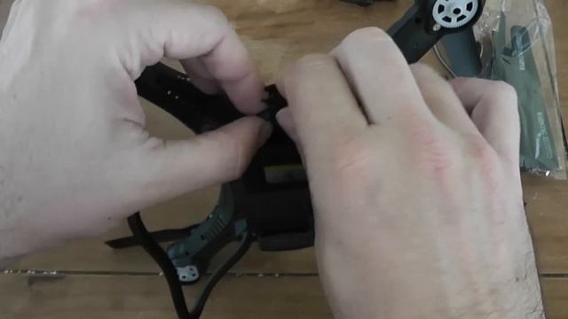 JJRC H8C Unboxing and quick testing (Courtesy Banggood) смотреть онлайн