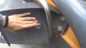 Регулярное техническое обслуживание экскаватора погрузчика CASE 570ST