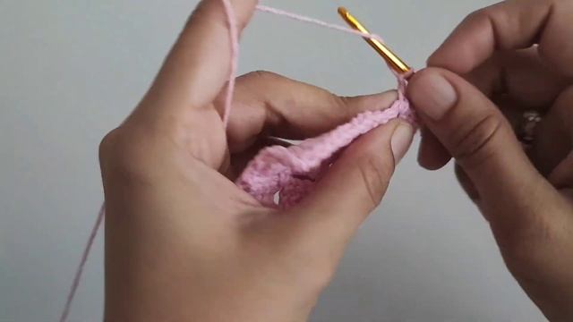 Can Such a Thing Really Be Possible with This Yarn? / Crochet Simple And Elegant Beginner Shawl смотреть онлайн