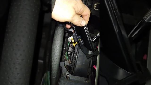 RAV 4 Замена лампочки подсветки панели переключения передач ? смотреть онлайн