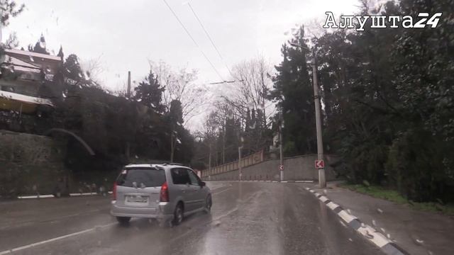 Алушта. 8 марта 2018. Поздравление от "Крымтроллейбуса" смотреть онлайн