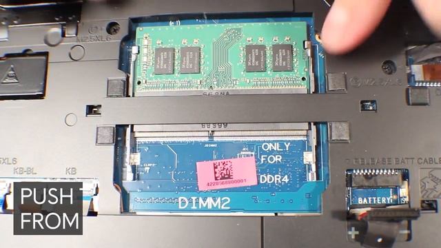 Alienware 13 R3: Upgrade/Replace RAM смотреть онлайн