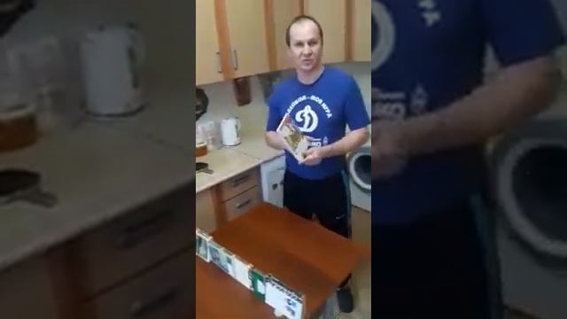 Настольный Теннис дома. Как играть в теннис ,если нет оборудования? смотреть онлайн