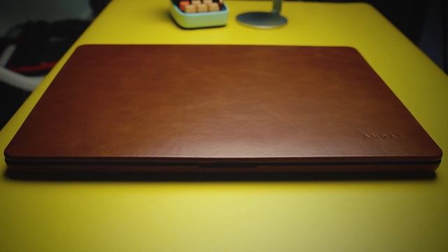 PREMIUM LEATHER MACBOOK CASE | THE HELM by ANDAR смотреть онлайн