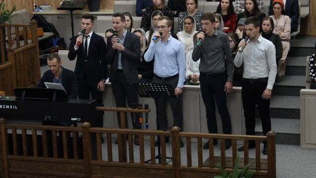 Листя осіннії кружаться падають смотреть онлайн
