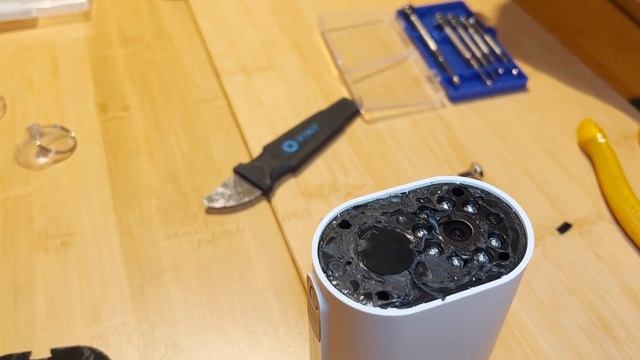 Disassembly imilab Xiaomi Mijia EC2 Security Camera CMSXJ11A for replacing the battery. смотреть онлайн
