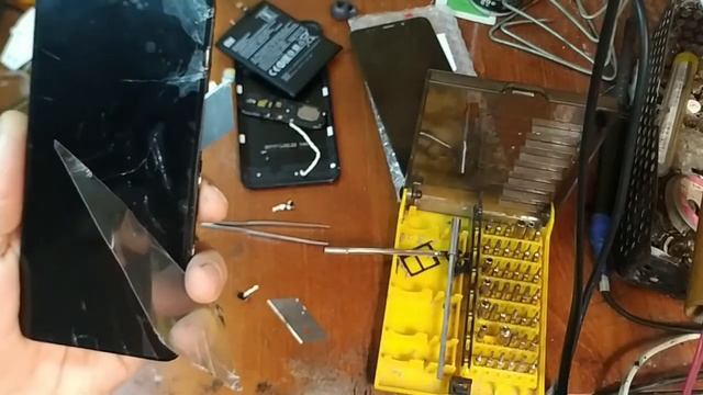 Замена экрана Xiaomi redme 5+ смотреть онлайн