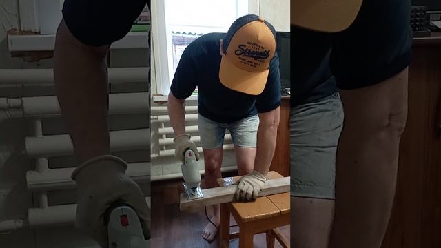 "Работаю электрическим лобзиком Ресанта модель Л-55/600" смотреть онлайн