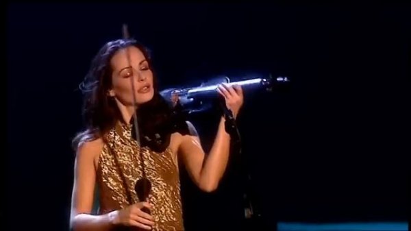 The Corrs Live in London - Dreams (Andrea Corr , Caroline Corr, Sharon Corr & Jim Corr Angles)