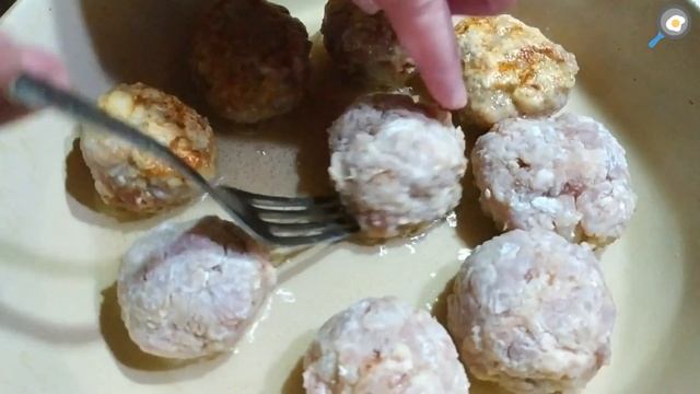 ТЕФТЕЛИ приготовленные в Томатном Соусе на сковороде. Муж полюбил их навсегда! смотреть онлайн