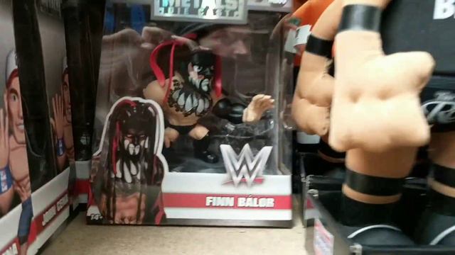 HUGE TOY HUNT!!! | WRESTLING SHOP STORAGE UNIT / WAREHOUSE | WWE Mattel Figure Shopping Fun #49 смотреть онлайн