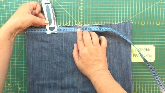 Удивительно быстрая и стильная переделка старых джинсов или юбки МК Trendy shopper made of old jean смотреть онлайн