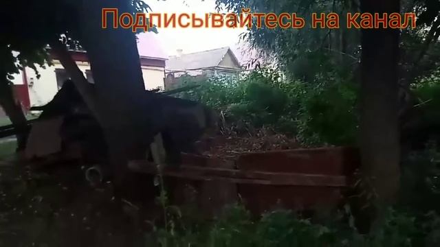 Одни убирают,другие мусорят? смотреть онлайн