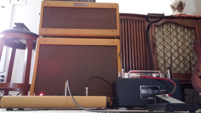 Surfybear classic, Fulltone TTE, and Fender 57' Custom Deluxe ...Analog Heaven. смотреть онлайн