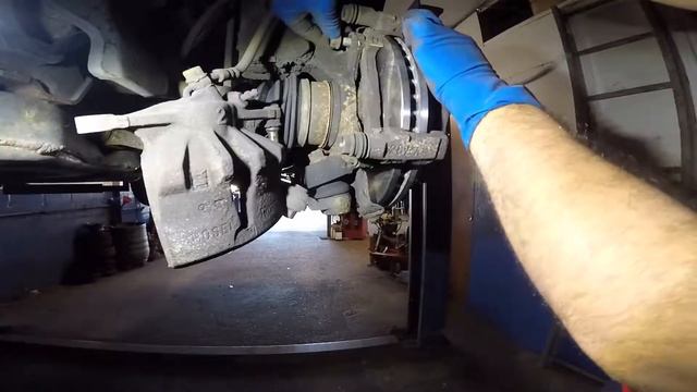 How to do front brake pads and rotors on 1997 toyota camry смотреть онлайн