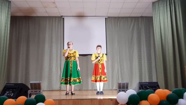 Вокальный коллектив "Мелодия" песня "Ой, вставала я ранёшенько" Демьянский СДК смотреть онлайн