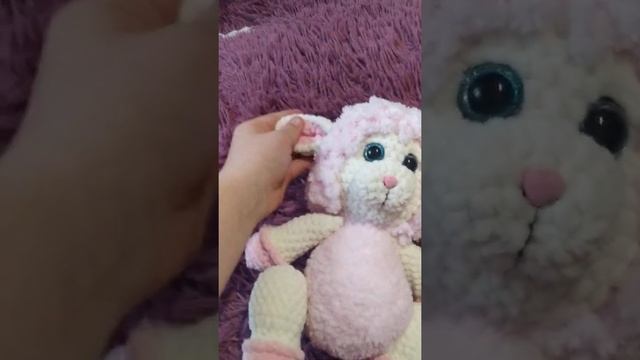 Овечка Ватрушка из плюшевой пряжи! смотреть онлайн
