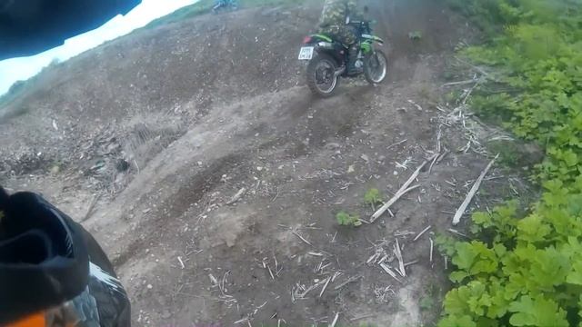 Покатушки №29 | 2 трека | FMC 125 | kawasaki 250 | honda 250 | honda 450 | грязь | ПРЫЖКИ | падения смотреть онлайн