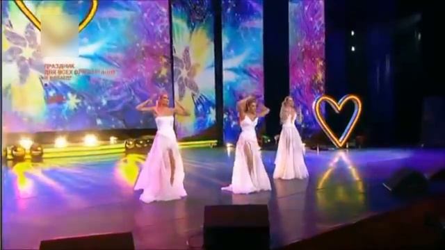 Группа "Queens" - Шифровальщик. День всех влюблённых МУЗТВ2019. Кристина Коц-Готлиб смотреть онлайн