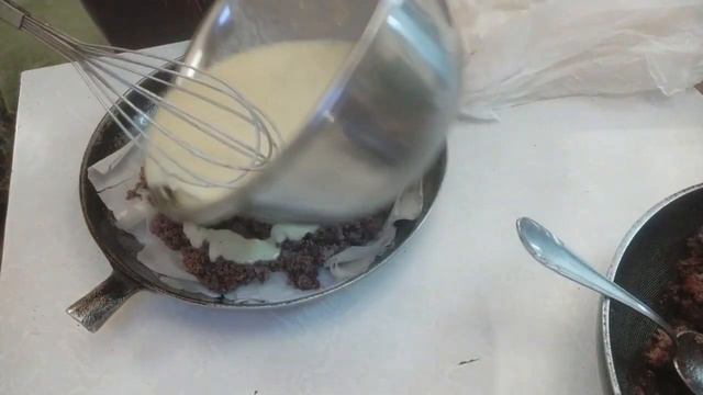 Пирог с мясом - не нужно возиться с тестом - вкуснее не бывает! смотреть онлайн