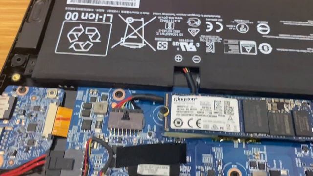 Components Of MSI Bravo 15 2021 Ryzen 7 5800H RX5500M смотреть онлайн