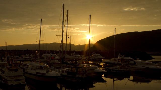 Midnight Sun Timelapse | 4K | Alta, Finnmark, Norway смотреть онлайн