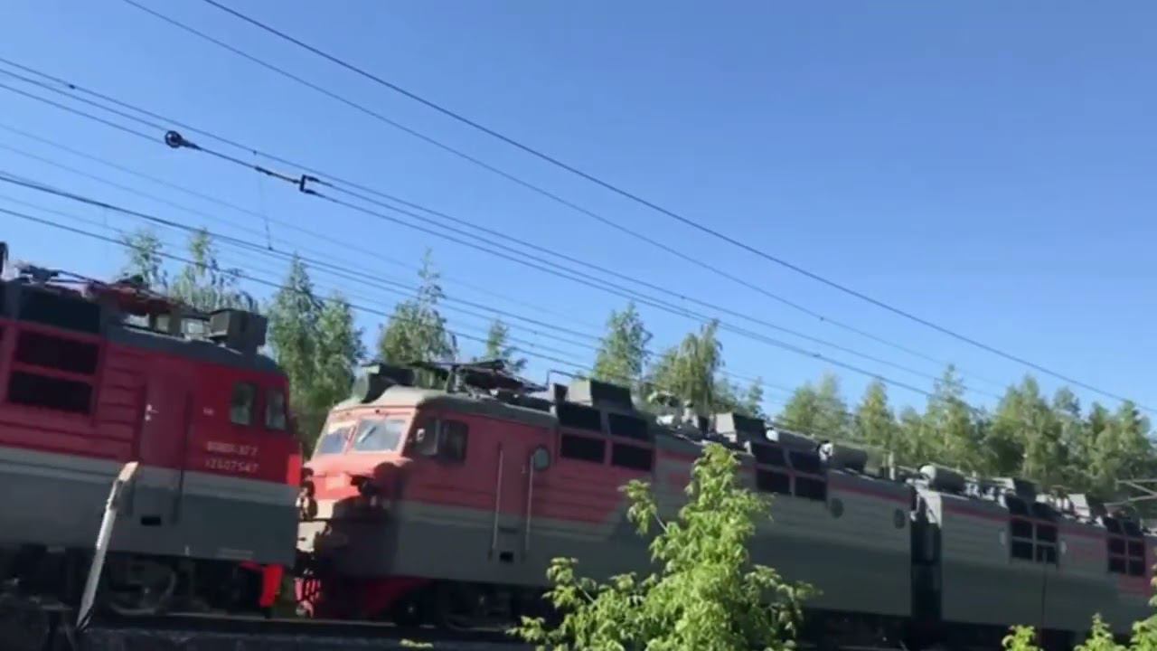 Тепловозы 2ТЭ10У, 2ТЭ10У, 2ТЭ10У, 2ТЭ10У и Электровозы ВЛ80С, ВЛ80С, ВЛ80С, ВЛ80С, ВЛ80С, ВЛ80С